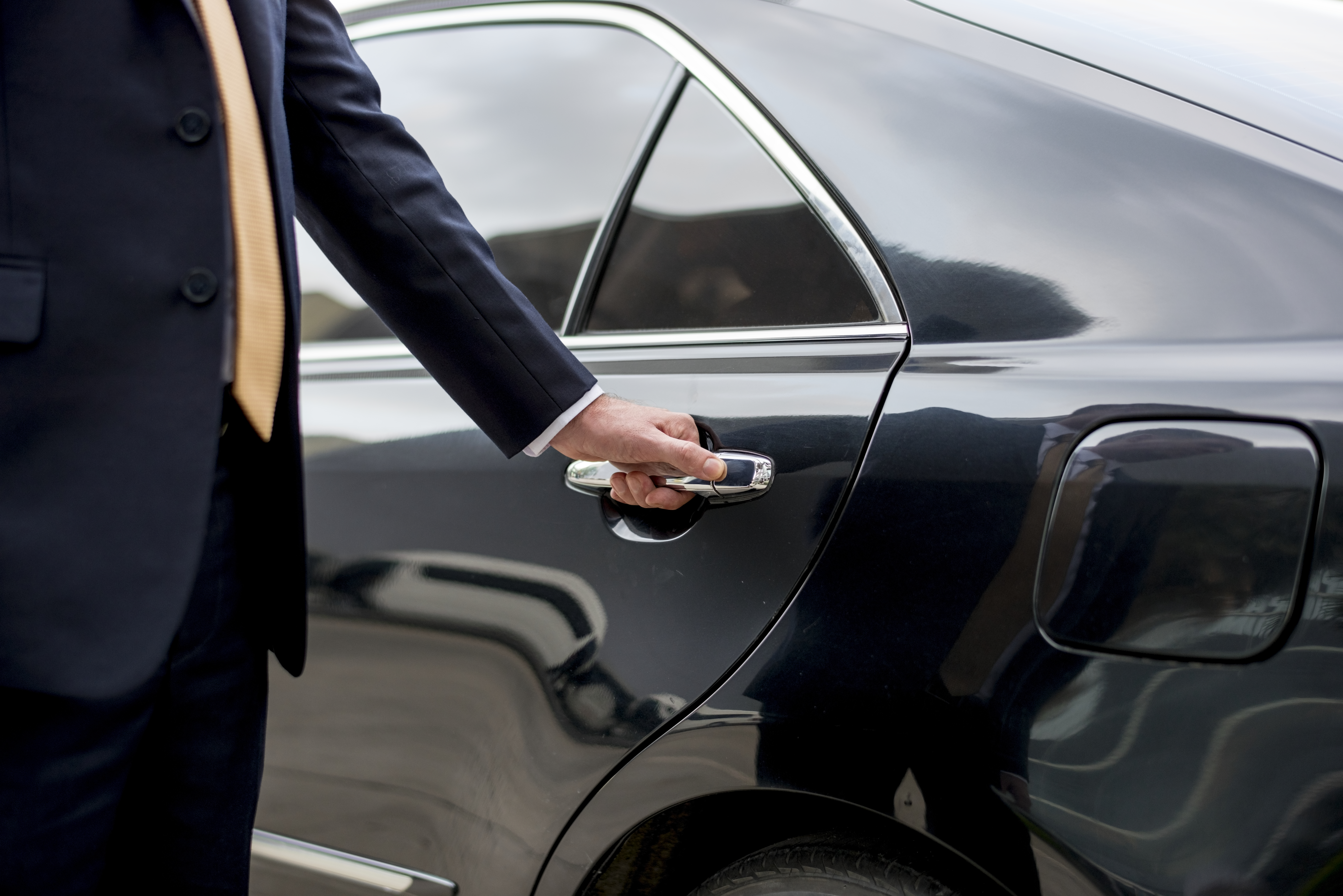 Elevate Your Experience with Our Luxury Ride Service